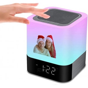Personalisierte Foto-Nachtlicht-Touch-Nachttischlampe Bluetooth-Lautsprecher mit dimmbarem warmem Nachtlicht Wecker MP3-Musik-Player-Lampe Weihnachten Geburtstagsgeschenke für Frauen Männer - BEPAGJ1B