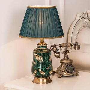 ZXRLHPI American Country Nachttischlampe Keramikdekor Grüne Tischlampe mit klappbarem Lampenschirm handgezeichnete Feder Nachttischlampe Modern 21,6 Zoll - BGCPV9Q6